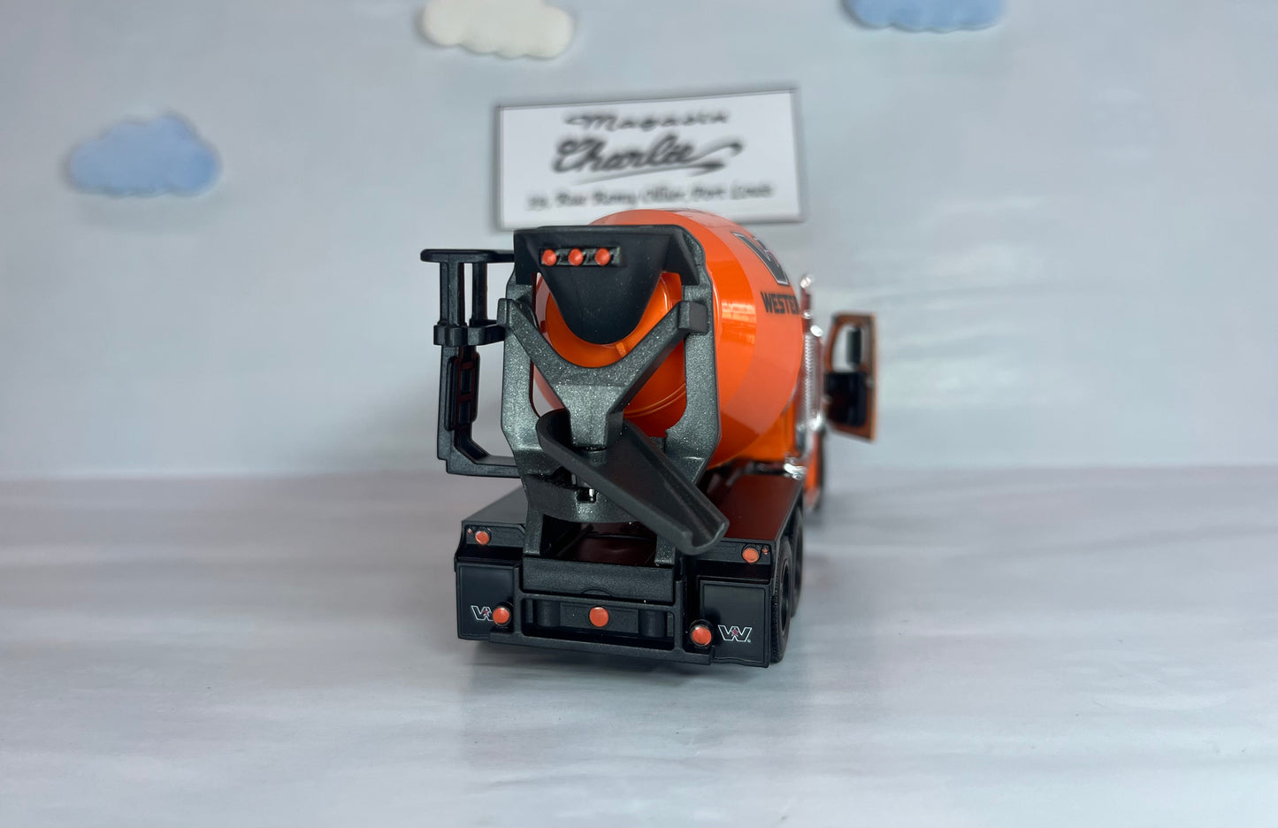 Western Star 47X (size 1:66)
