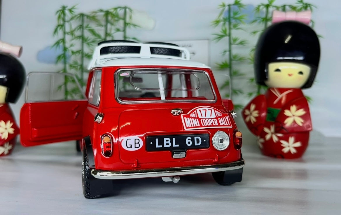 Mini Cooper S Monte Carlo Rally Champion (1:18)