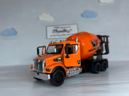 Western Star 47X (size 1:66)