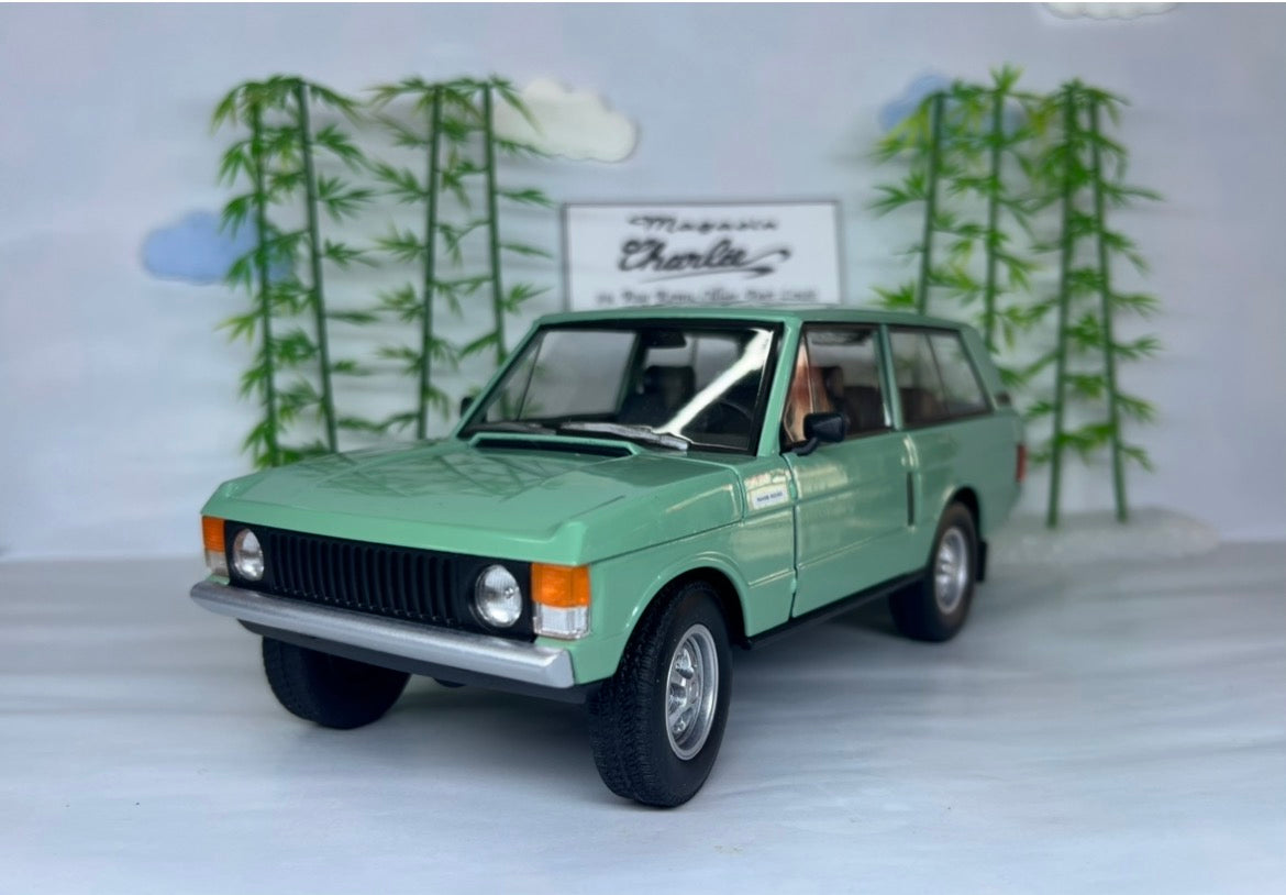 Range Rover (1:24)