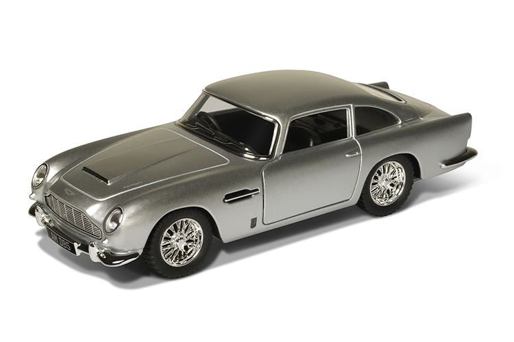 Aston Martin DB5 (1:38)