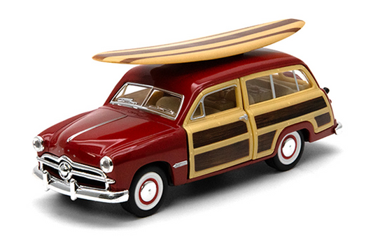 1949 Ford Woody Wagon with surfboard (1:40)