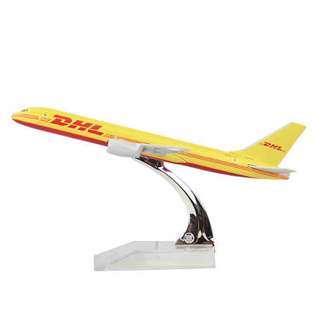 Airplane DHL (1:400)